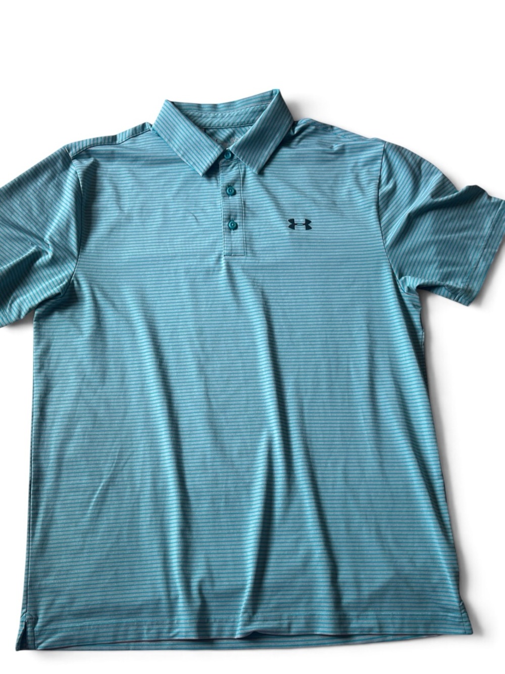 Under Armour Men’s Loose Heatgear Polo Shirt
Aqua/Light grayish Size Large